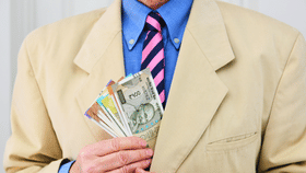 ഈ ജീവനക്കാർക്ക് ശമ്പള വർദ്ധനവും ആനുകൂല്യങ്ങളും ലഭിക്കില്ല!