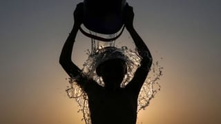 Nedumangad Newborn Death: കുഞ്ഞിന്റെ മൃതദേഹം ഏറ്റെടുക്കില്ലെന്ന് ബന്ധുക്കള്‍; ഡോക്ടറെ സ്ഥലംമാറ്റി