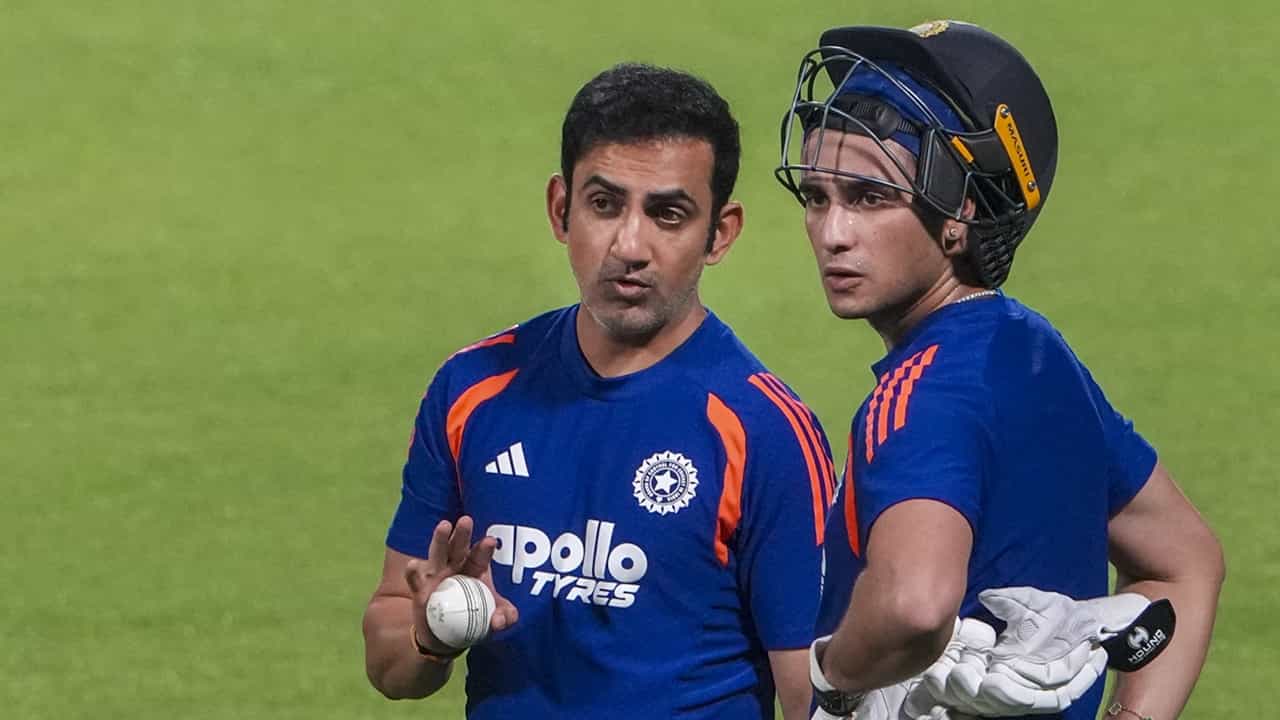 India vs West Indies: ടോസ് ഇന്ത്യയ്ക്ക്, ബൗളിങ് തിരഞ്ഞെടുത്തു; പ്ലേയിങ് ഇലവന്‍ ഇങ്ങനെ