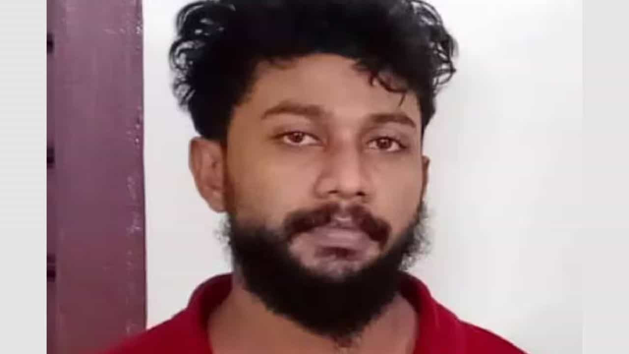 അലുവ അതുലിന്റെ കൊലപാതകം; മുഴുവന് പ്രതികളും പിടിയില് അലുവ അതുലിന്റെ കൊലപാതകം; മുഴുവന് പ്രതികളും പിടിയില്