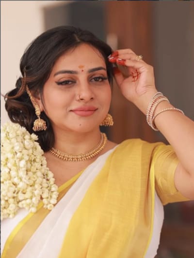 കണ്ണീരോടെ മാപ്പ്! ഭക്തിയോടെയായിരുന്നു പൊങ്കാലയിടാൻ വന്നതെന്ന് അന്ന രാജൻ