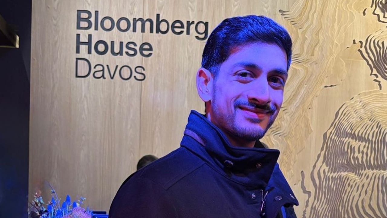 2018-ലെ ഐ‌പി‌എൽ മെഗാ ലേലത്തിൽ ആര്യമാനെ രാജസ്ഥാന്‍ റോയല്‍സ് സ്വന്തമാക്കിയിരുന്നു. അന്ന് 30 ലക്ഷം രൂപയ്ക്കാണ് ആര്യമാന്‍ റോയല്‍സിലെത്തിയത്. എന്നാല്‍ ഒരു മത്സരത്തില്‍ പോലും കളിക്കാന്‍ സാധിച്ചില്ല. 2020 സീസണിന് മുമ്പ് അദ്ദേഹത്തെ റോയല്‍സ് ഒഴിവാക്കി.