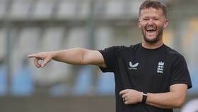 IPL 2026: ഇങ്ങനെ ചെയ്യാനായിരുന്നെങ്കില്‍ ലേലത്തില്‍ എന്തിന് പങ്കെടുത്തു? ബെന്‍ ഡക്കറ്റ് ചെയ്തത് ‘കൊലച്ചതി’...