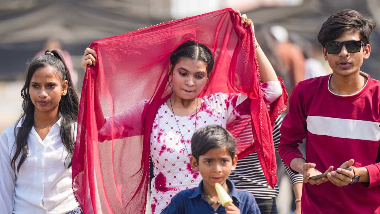 Bengaluru Weather: കറങ്ങാന്‍ പോകല്ലേ, വെന്തുരുകും; ബെംഗളൂരുകാര്‍ ശ്രദ്ധിച്ചോളൂ