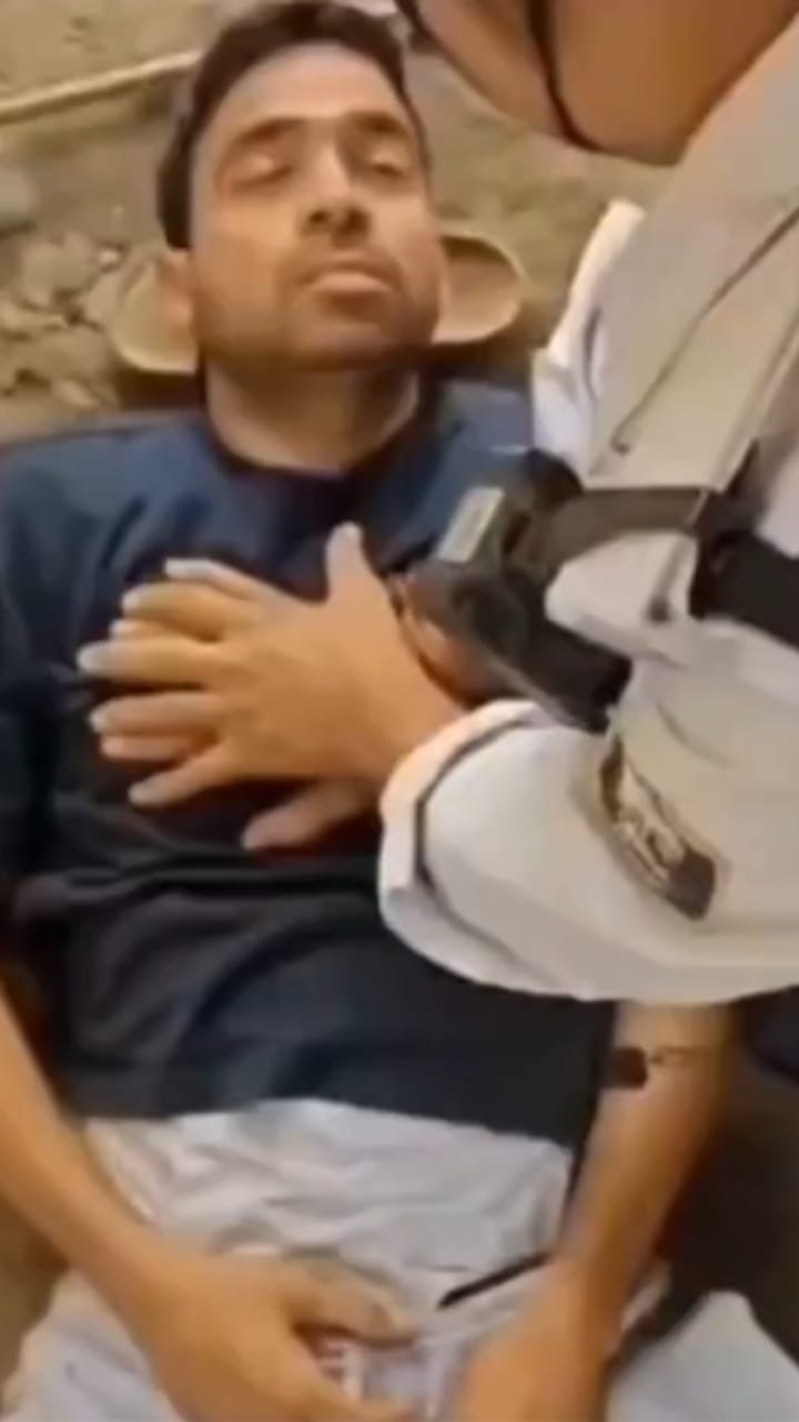 മരണത്തെ കണ്ട ജവാൻ, ജീവൻ നൽകി പോലീസുകാരൻ