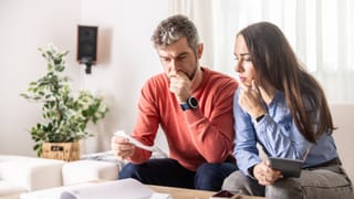 Gold Rate: സ്വര്‍ണവില ഉടന്‍ 11,000 ഡോളര്‍ കടക്കും; കേരളത്തില്‍ ഒരു പവന് ഇത്രയും നല്‍കേണ്ടി വരും