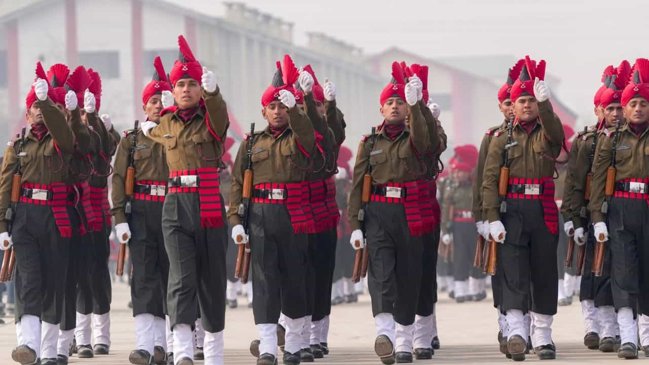 Delhi Police Constable Posts: ഫിസിക്കൽ ടെസ്റ്റില്ല, അഗ്നിവീറുകൾക്ക് ഡൽഹി പോലീസിൽ നിയമനം Delhi Police Constable Posts: ഫിസിക്കൽ ടെസ്റ്റില്ല, അഗ്നിവീറുകൾക്ക് ഡൽഹി പോലീസിൽ നിയമനം