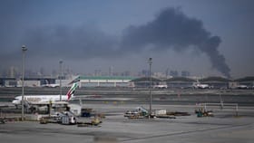 യുദ്ധം നടത്താന്‍ ദുബായിക്ക് പണമില്ല; എരിതീയില്‍ എണ്ണയൊഴിച്ച്...