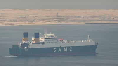 Middle East Conflict: ദുബായ് തുറമുഖത്ത് കനത്ത ആക്രമണം; കുവൈറ്റ് എണ്ണ ടാങ്കറിന് തീപിടിച്ചു