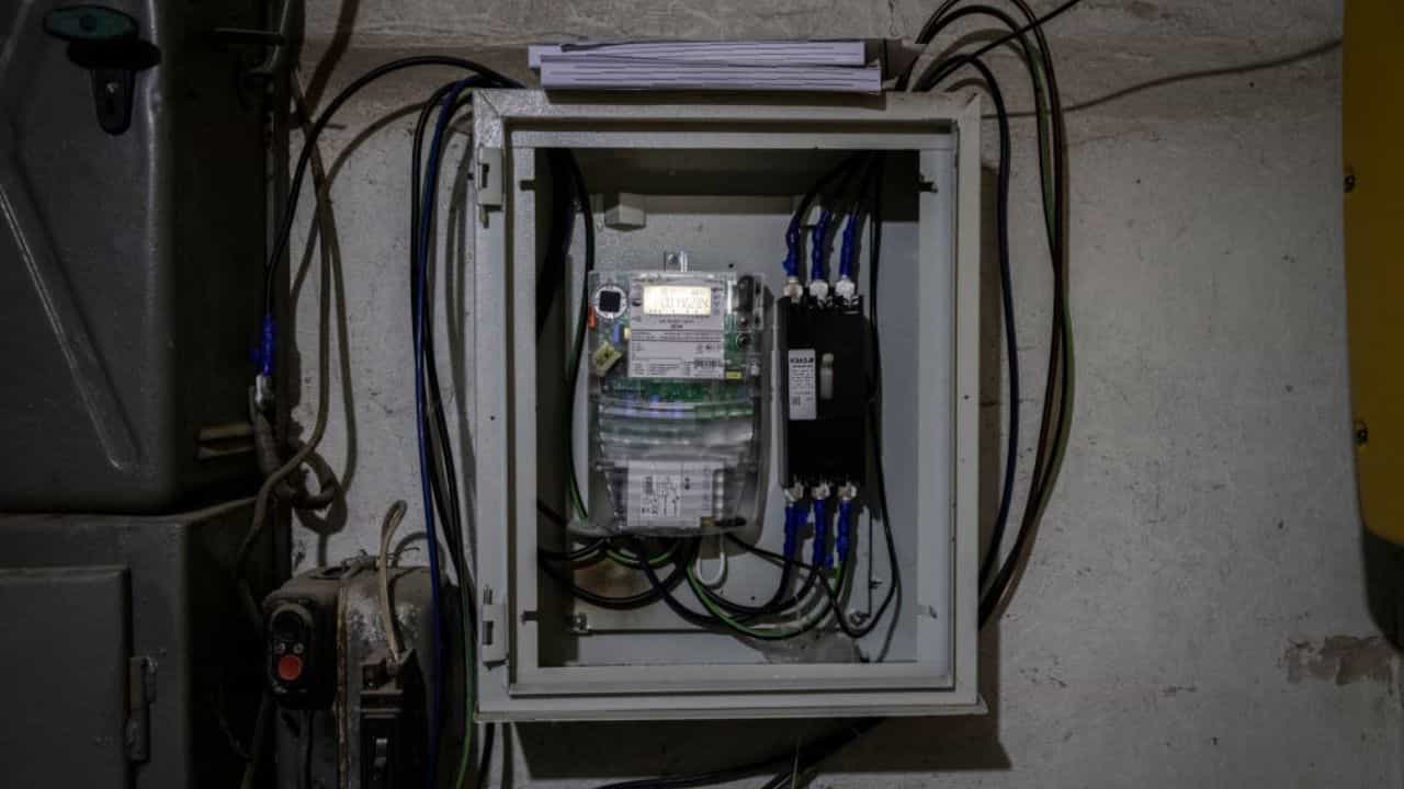 Electricity Bill: കറണ്ട് ബില്ല് കുറയ്‌ക്കേണ്ടേ? വൈദ്യുതി ഉപയോഗം ഈ സമയത്ത് കുറയ്ക്കണം, വേറെ വഴിയില്ല