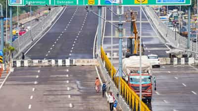 Super Expressway: സൂപ്പര്‍ എക്‌സ്പ്രസ് വേയും കിട്ടി മക്കളേ; 700 കിലോമീറ്റര്‍ ഇനി പറക്കാം
