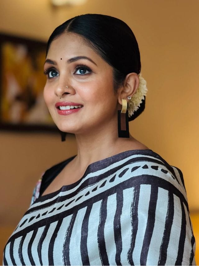 ആ സംഭവം ഒരു വലിയ നുണയാണ്; ​ഗായത്രി അരുൺ