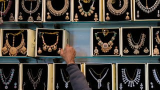 Mutual Funds: നിക്ഷേപകര്‍ക്ക് കോളടിച്ചു, മ്യൂച്വല്‍ ഫണ്ട് ബ്രോക്കറേജ് നിയമങ്ങളില്‍ മാറ്റം