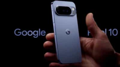 Google Pixel 10: 10000 രൂപ കിഴിവ്, ഐഫോൺ വാങ്ങാതെ പിക്സൽ 10 വാങ്ങണോ? Google Pixel 10: 10000 രൂപ കിഴിവ്, ഐഫോൺ വാങ്ങാതെ പിക്സൽ 10 വാങ്ങണോ?