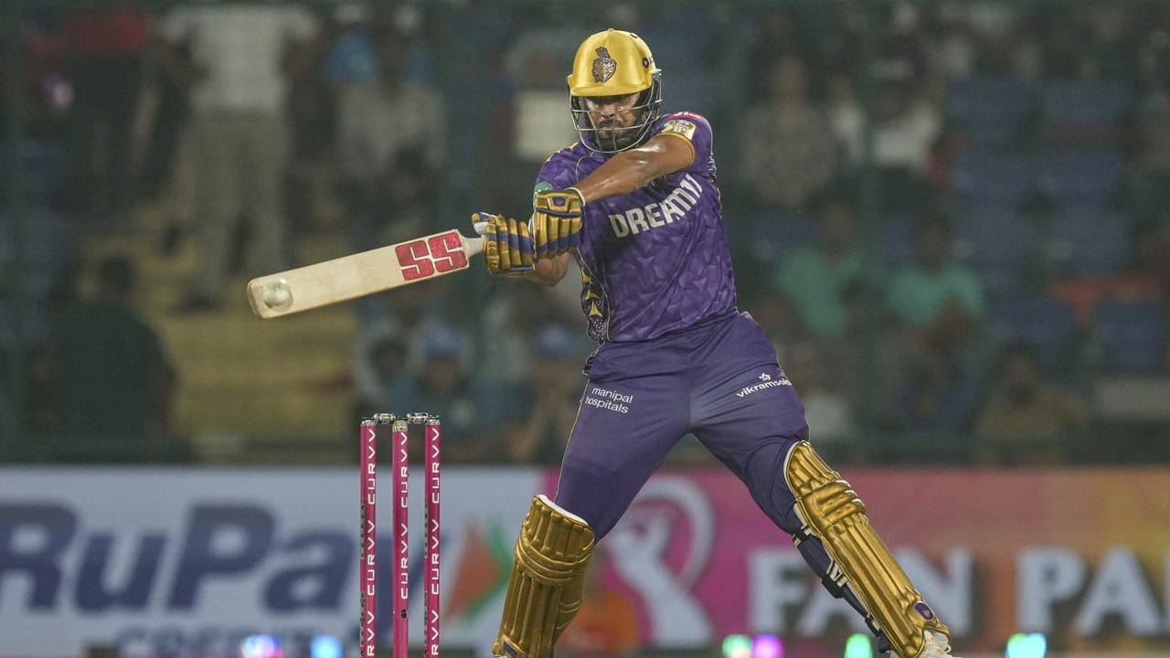 റാണയ്ക്ക് പകരം മുഹമ്മദ് സിറാജിനെ ലോകകപ്പില്‍ ഉള്‍പ്പെടുത്തിയിരുന്നു. കൊല്‍ക്കത്തയും അനുയോജ്യനായ പകരക്കാരനെ തേടുകയാണ്. ആകാശ് ദീപ്, വൈഭവ് അറോറ, ഉമ്രാന്‍ മാലിക്, കാര്‍ത്തിക് ത്യാഗി എന്നീ പേസര്‍മാര്‍ കെകെആറിനുണ്ട് (Image Credits: PTI).