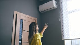 എസി നിങ്ങളെ രോഗിയാക്കുന്നുണ്ടോ?; വിദഗ്ധർ നൽകുന്ന മുന്നറിയിപ്പുകൾ