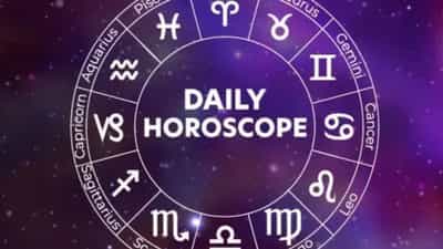 Horoscope Malayalam: ഒറ്റപ്പെടലും ഏകാന്തതയും അനുഭവപ്പെടും;12 രാശികളുടെ സമ്പൂർണ്ണ നക്ഷത്രഫലം
