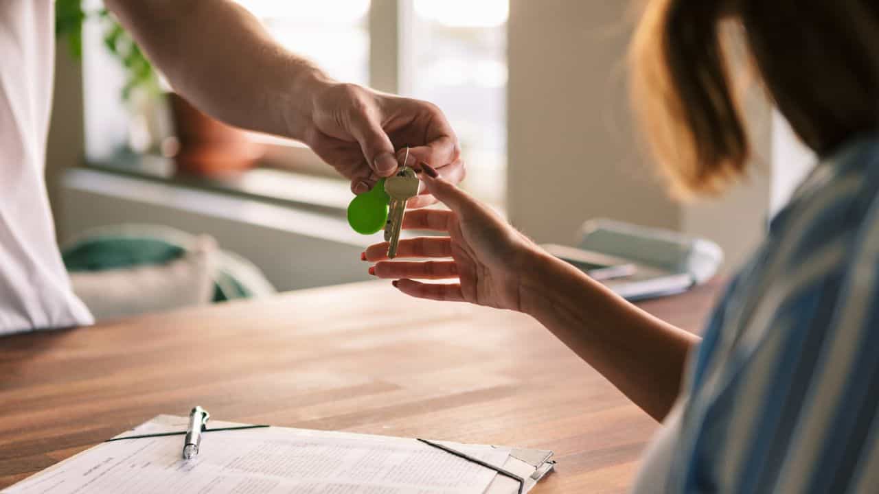 Life Mission Scheme: വീടായില്ലേ ഇതുവരെ? ലൈഫ് മിഷനിലേക്ക് ഇന്നുതന്നെ അപേക്ഷിക്കൂ; രേഖകള് ഇവമതി Life Mission Scheme: വീടായില്ലേ ഇതുവരെ? ലൈഫ് മിഷനിലേക്ക് ഇന്നുതന്നെ അപേക്ഷിക്കൂ; രേഖകള് ഇവമതി