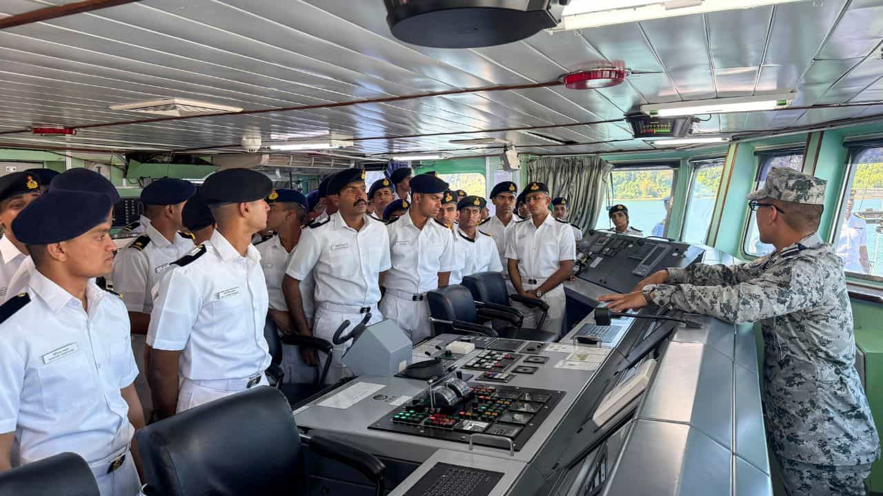 Indian Navy Agniveer Recruitment: ഇന്ത്യൻ നേവിയിൽ അഗ്നിവീറാകാം! റിക്രൂട്ട്‌മെന്റ് ആരംഭിച്ചു; ഓൺലൈനായി ഇപ്പോൾ അപേക്ഷിക്കാം
