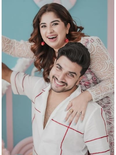 ജീവ എവിടെ? മറുപടി ഇല്ലാതെ അപർണ