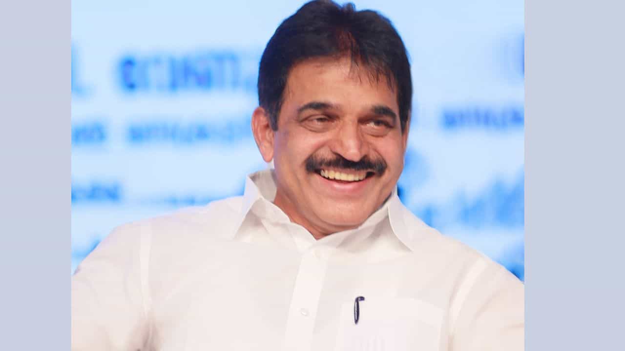 K C Venugopal: എംഎൽഎ അല്ലാത്തവർ മുഖ്യമന്ത്രിയാകുമോ? കെ സി യുടെ പ്രതികരണം ഇങ്ങനെ