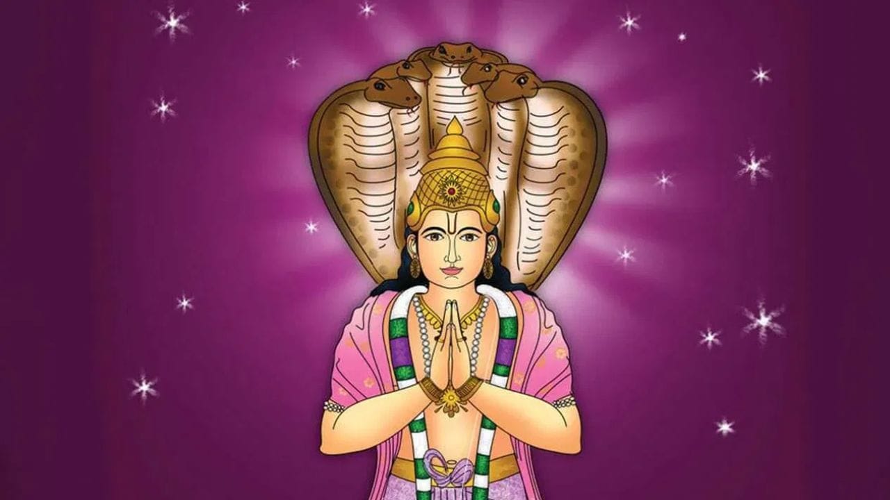 ഗ്രഹങ്ങളുടെ സംക്രമണത്തിന് ജ്യോതിഷത്തിലേറെ പ്രാധാന്യമുണ്ട്.  അത്തരത്തിൽ പാപഗ്രഹമായ കേതു ഈമാസം അതായത് മാർച്ച് 29ന് ഒരു നക്ഷത്ര മാറ്റത്തിന് വിധേയമാകാൻ പോകുന്നു. ഇന്നേദിവസം കേതു സ്വന്തം നക്ഷത്രമായ മാഘമാസത്തിലോട്ട് പ്രവേശിക്കും. ഈ നക്ഷത്രത്തിലെ കേതുവിന്റെ സംക്രമണം ചില രാഷ്ട്രീയക്കാരുടെ ജീവിതത്തിൽ വളരെ നല്ല സ്വാധീനം ചെലുത്തും. ആ രാശികൾ ആരൊക്കെയെന്ന് നമുക്ക് നോക്കാം. പ്രമാനമായും മൂന്ന് രാജ്യക്കാർക്ക് ആണ് ഈ കേതുവിന്റെ സംക്രമണം നല്ല ഫലങ്ങൾ കൊണ്ടുവരിക. (PHOTO: TV9 NETWORK)