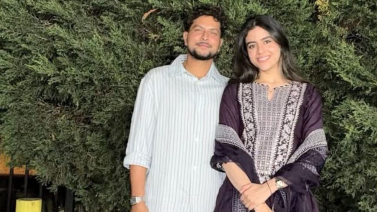 മുസ്സൂറിയിലാണ് വിവാഹം നടക്കുന്നത്. മാര്‍ച്ച് 17-ന് ലഖ്‌നൗവില്‍ വിവാഹ സല്‍ക്കാരം നടക്കും. കഴിഞ്ഞ നവംബറില്‍ നടക്കേണ്ടിയിരുന്ന വിവാഹം നീട്ടിവയ്ക്കുകയായിരുന്നുവെന്നാണ് റിപ്പോര്‍ട്ട്  (Image Credits: Social Media).