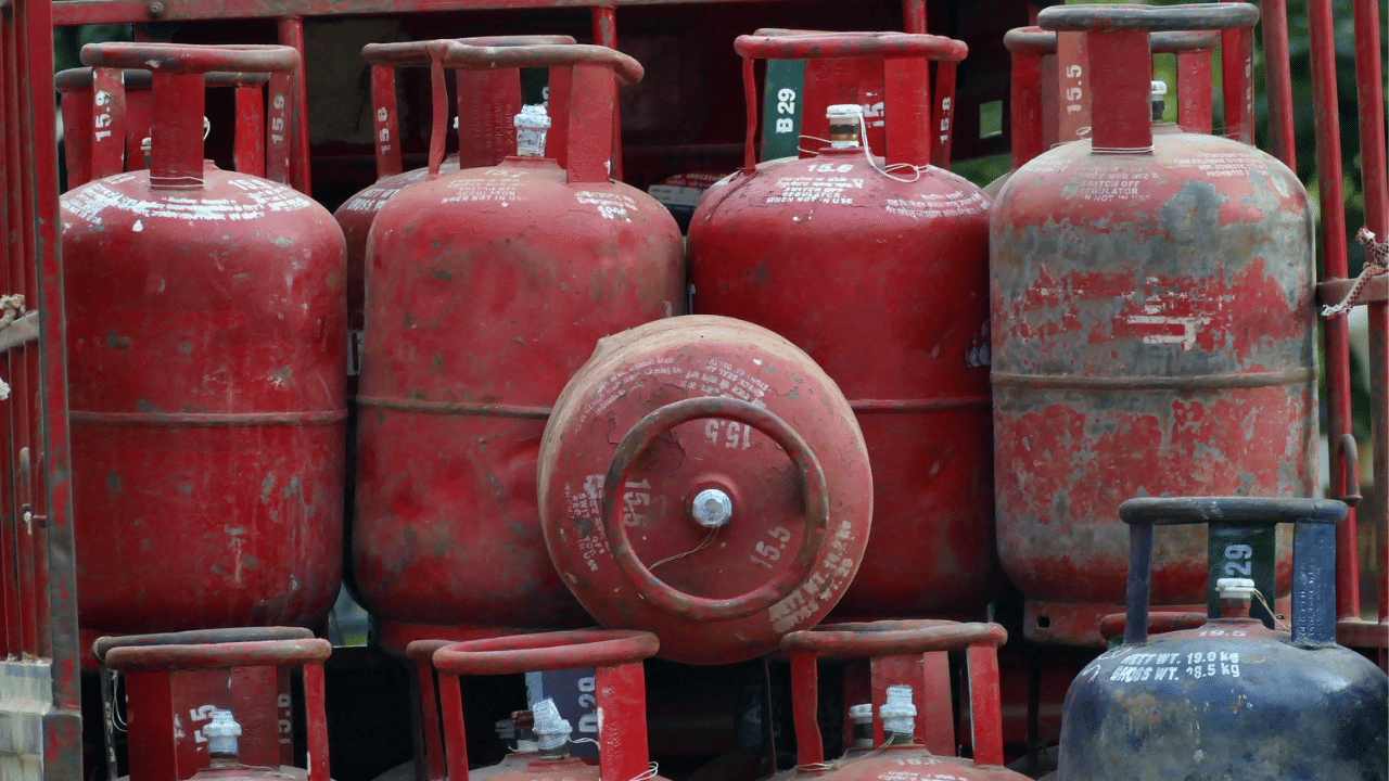 LPG Gas Booking: ഗ്യാസ് ബുക്കിങ് ഇടവേള വീണ്ടും ഉയര്‍ത്തി; ഇനി മുതല്‍ 45 ദിവസം