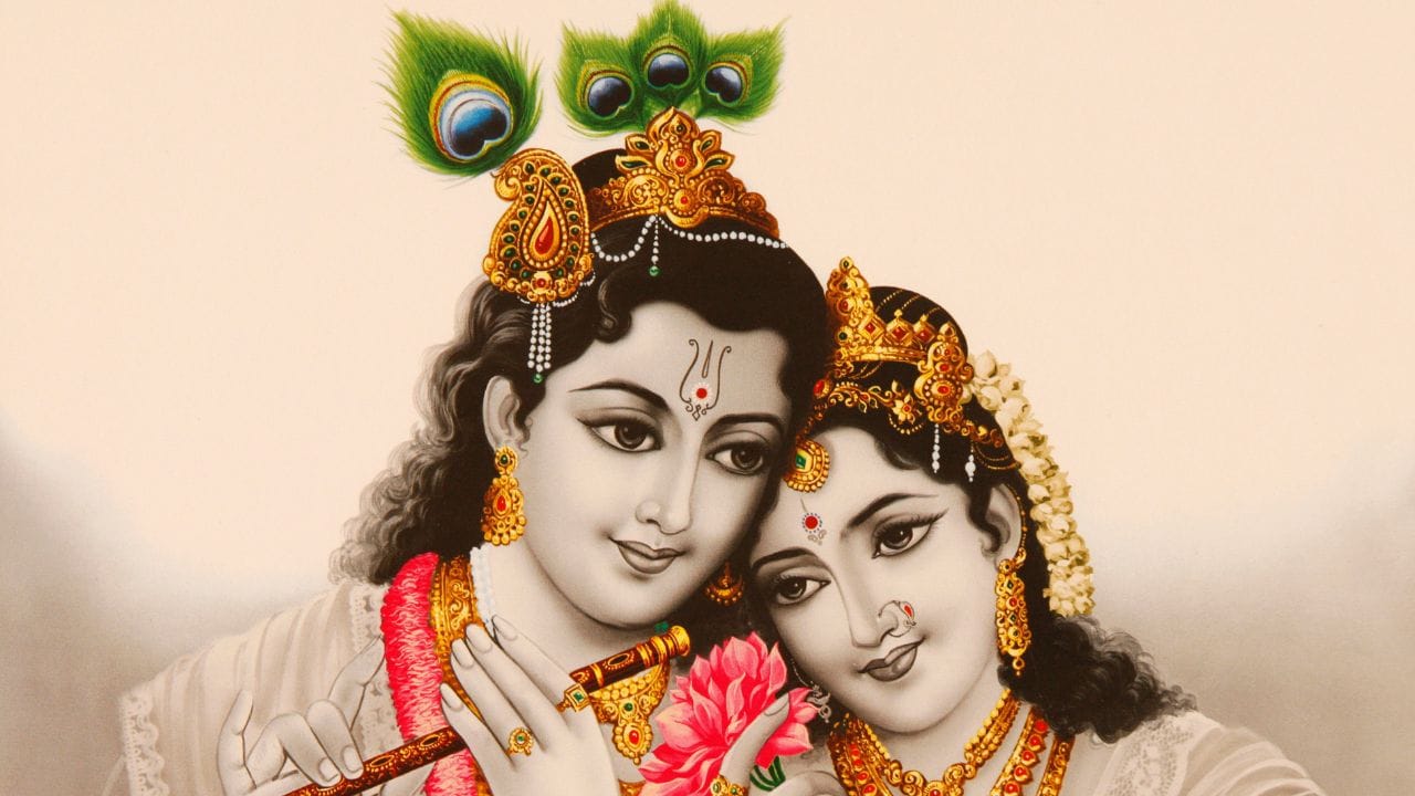 
ഒരാളുടെ വീട്ടിൽ നിന്ന് ഒരാൾ പുറത്തിറങ്ങി സമൂഹത്തിൽ എന്തെങ്കിലും പറയുന്നത് കേൾക്കുമ്പോൾ, ആ കാലഘട്ടത്തിലും അത്തരം വെല്ലുവിളികൾ ഉണ്ടായിരുന്നു.ഈ സാഹചര്യത്തിൽ ഭഗവാൻ കൃഷ്ണൻ ഈ സ്ത്രീകളുടെ സംരക്ഷണം ഏറ്റെടുത്തു. ഭഗവാൻ അവർക്ക് മാനസികമായി പിന്തുണ നൽകി ഈ സമൂഹത്തിന്റെ ദുശ്ചിന്തകളും നാണക്കേടുകളും ഒന്നും ഭയപ്പെടേണ്ടതില്ല എന്ന് അവരെ ബോധ്യപ്പെടുത്തി. ഒപ്പം തന്റെ നാമം ഉരുവിടുവാനും പറഞ്ഞു.(PHOTO: GETTY IMAGE)