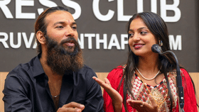 മൊണാലിസയ്ക്ക് 18 വയസ് ആയില്ല, കേസെടുക്കാൻ മധ്യപ്രദേശ് പോലീസ്