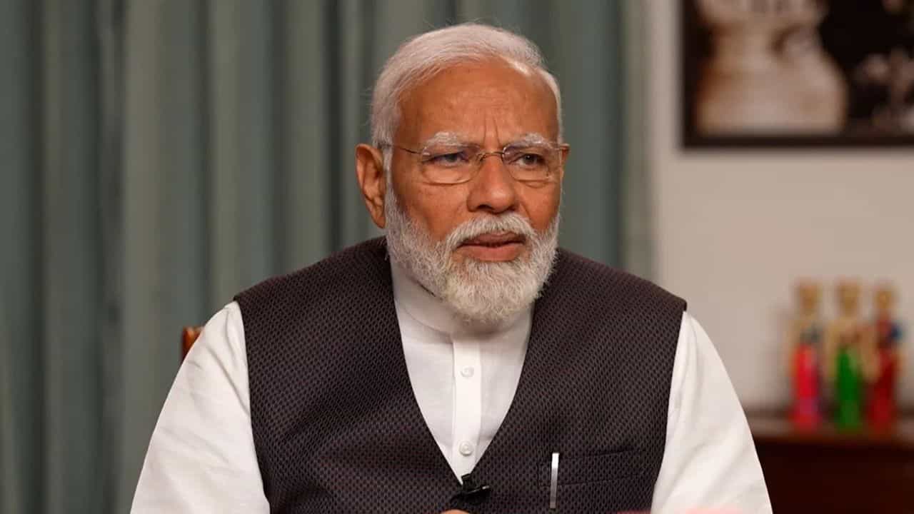 PM Narendra Modi: ഇന്ത്യ എന്നും നിലകൊള്ളുന്നത് ലോകസമാധാനത്തിനായി; പശ്ചിമേഷ്യയിൽ സമാധാനത്തിന് ആഹ്വാനവുമായി പ്രധാനമന്ത്രി PM Narendra Modi: ഇന്ത്യ എന്നും നിലകൊള്ളുന്നത് ലോകസമാധാനത്തിനായി; പശ്ചിമേഷ്യയിൽ സമാധാനത്തിന് ആഹ്വാനവുമായി പ്രധാനമന്ത്രി