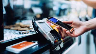 Online Payment: ഓണ്‍ലൈന്‍ പേയ്‌മെന്റുകളും മാറുന്നു; ഏപ്രില്‍ 1 മുതല്‍ ഇടപാടുകള്‍ ശ്രദ്ധിച്ചുമതി