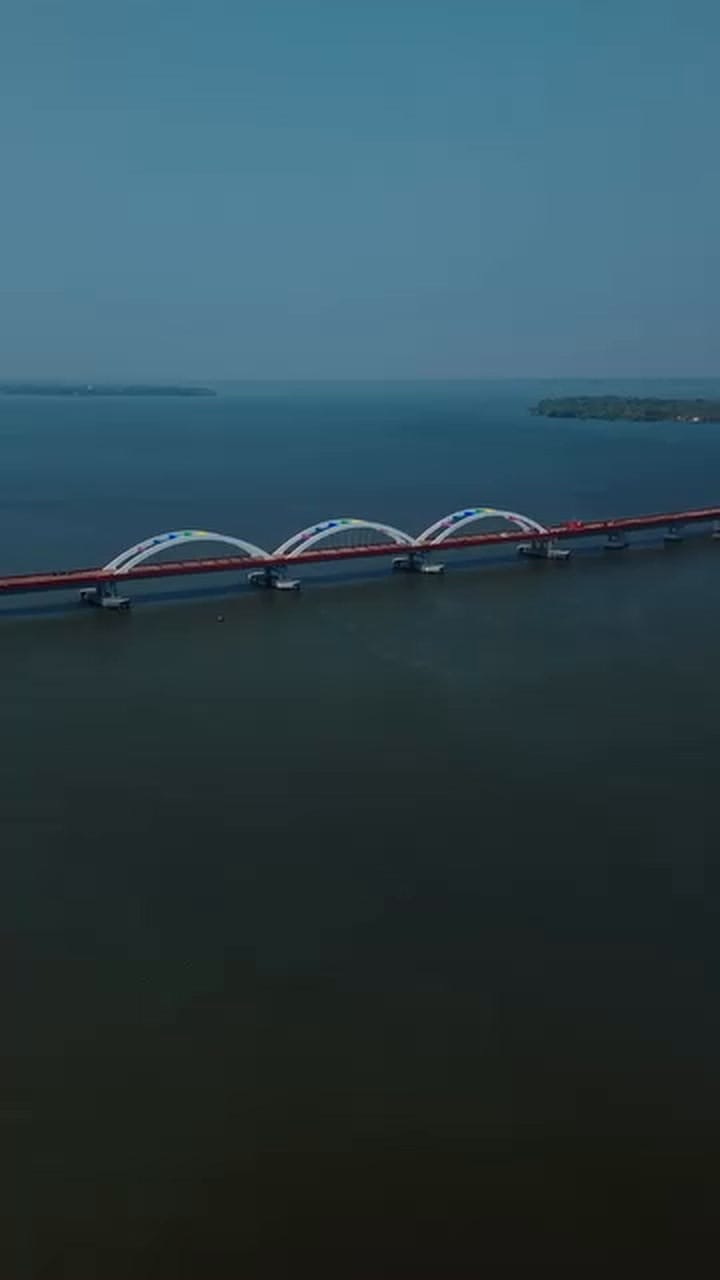 ഇന്നലെ വരെ പെരുമ്പളം ഒരു ഒറ്റപ്പെട്ട തുരുത്തായിരുന്നു; മമ്മൂക്ക പറഞ്ഞത് കേട്ടോ?