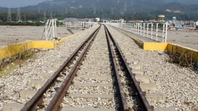 Sabari Rail Project: ശബരി റെയില്‍പാതയ്ക്ക് ഇനി കാത്തിരിപ്പില്ല; ചെലവില്‍ തീരുമാനമായി