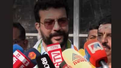 Ramesh Pisharody: സംസ്കാരം സമരം ചെയ്താൽ കിട്ടില്ല; തോമസ് ഐസക്കിന്റെ പരിഹാസത്തിന് മറുപടിയുമായി രമേശ് പിഷാരടി Ramesh Pisharody: സംസ്കാരം സമരം ചെയ്താൽ കിട്ടില്ല; തോമസ് ഐസക്കിന്റെ പരിഹാസത്തിന് മറുപടിയുമായി രമേശ് പിഷാരടി