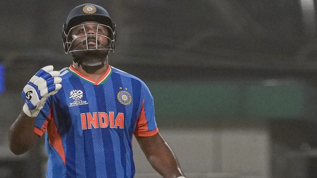 കാരണം ഇതേ ശൈലിയില്‍ നേരത്തെ മികച്ച പ്രകടനം കാഴ്ചവച്ചിട്ടുണ്ട്. സ്വയം വിശ്വസിച്ചു. ഫോണ്‍ സ്വിച്ച് ഓഫ് ചെയ്തു. സോഷ്യല്‍ മീഡിയ ഒഴിവാക്കിയെന്നും മത്സരശേഷം സ്റ്റാര്‍ സ്‌പോര്‍ട്‌സിനോട് താരം പ്രതികരിച്ചു  (Image Credits: PTI).