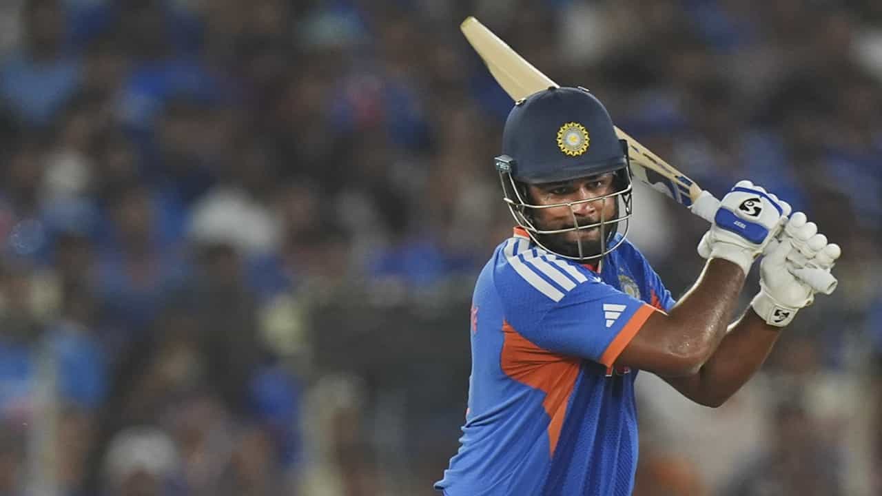 Sanju Samson: ഗില്ലിന് വേണ്ടി അന്ന് സഞ്ജുവിനെ ഒഴിവാക്കിയത് വലിയ പിഴവ്‌; ടീം മാനേജ്‌മെന്റിനെതിരെ മഞ്ജരേക്കർ