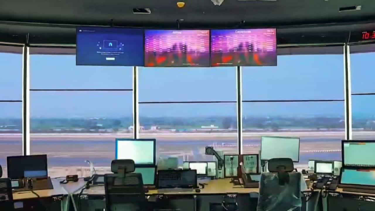 Saudi Arabia Flight issue: സൗദിയിൽ വിമാന സർവീസുകൾ പ്രശ്നത്തിലോ? 600-ലേറെ വിമാനങ്ങൾ വൈകി