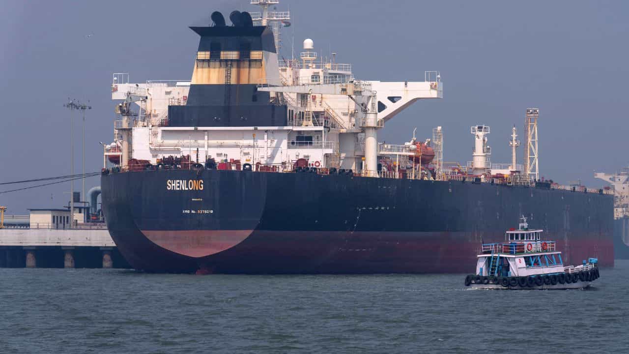 Saudi Arabia Oil Supply to India: ഇറാൻ്റെ ഭീഷണി ഫലിച്ചില്ല;  ഇന്ത്യയിലേക്ക് എണ്ണ എത്തിക്കാൻ റെഡ് സീ പാതയുമായി സൗദി