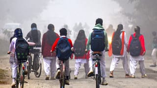 Thiruvananthapuram School Holiday: കുട്ടികളേ ഇന്ന് സ്കൂളിൽ പോകണ്ടലോ… തിരുവനന്തപുരത്തെ 28 സ്കൂളുകൾക്ക് അവധി