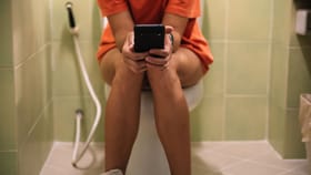 ടോയ്‌ലറ്റിലെ ദുർഗന്ധം മാറുന്നില്ലേ? മിനിറ്റുകൾക്കുള്ളിൽ പരിഹാരം