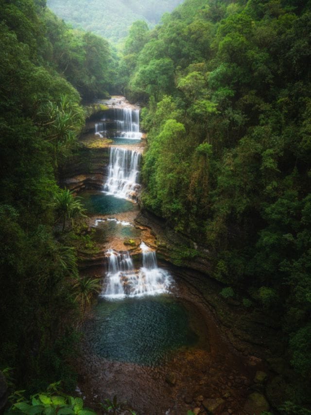 അവധിക്കാല യാത്ര പ്ലാന്‍ ചെയ്യുന്നുണ്ടോ? മേഘാലയയിലേക്ക് പോകാം