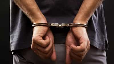 Myanmar Cyber Fraud Recruitment: മ്യാൻമർ സൈബർ തട്ടിപ്പ് സംഘത്തിലേക്ക് റിക്രൂട്ടിങ്: മുംബൈ മലയാളി സിബിഐ പിടിയിൽ Myanmar Cyber Fraud Recruitment: മ്യാൻമർ സൈബർ തട്ടിപ്പ് സംഘത്തിലേക്ക് റിക്രൂട്ടിങ്: മുംബൈ മലയാളി സിബിഐ പിടിയിൽ