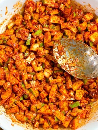 ദിവസവും അച്ചാർ കഴിക്കുന്നത് ​ഗുണമോ?