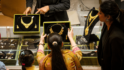 Kerala Gold Rate: ദേ പോയി താഴേക്ക്, കാത്തിരുന്ന വിലയിൽ സ്വർണം, ഇന്നത്തെ നിരക്ക് അറിഞ്ഞോ