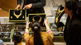 Kerala Gold Rate: ദേ പോയി താഴേക്ക്, കാത്തിരുന്ന വിലയിൽ സ്വർണം, ഇന്നത്തെ നിരക്ക് അറിഞ്ഞോ...