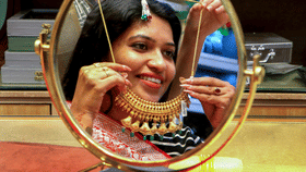 എന്റെ പൊന്നേ ഇതെന്ത് ഭാവിച്ചാ...സ്വ‍ർണവില അറിഞ്ഞോ