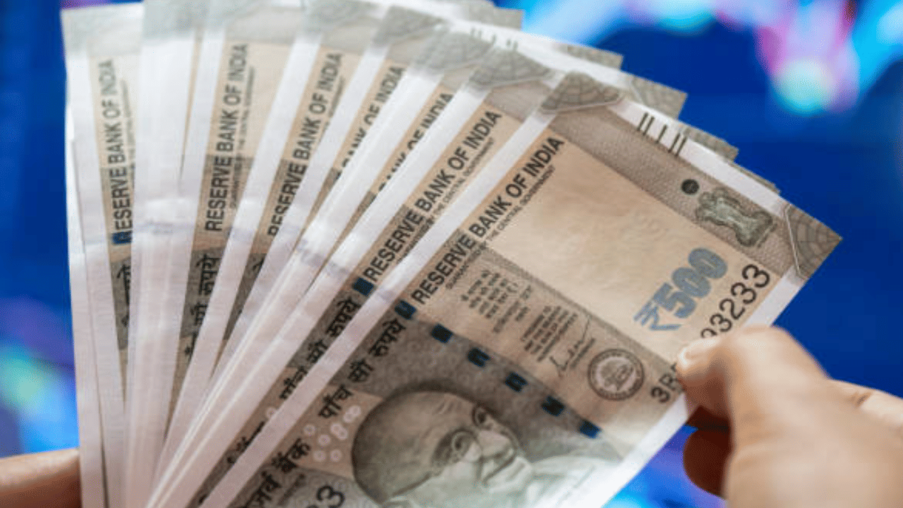 8th Pay Commission: കുടിശ്ശിക ഉൾപ്പെടെ കിട്ടുന്നത് ലക്ഷങ്ങൾ, ലെവൽ 1, 3, 5 ജീവനക്കാരുടെ ശമ്പള വ‍ർദ്ധനവ് ഇങ്ങനെ