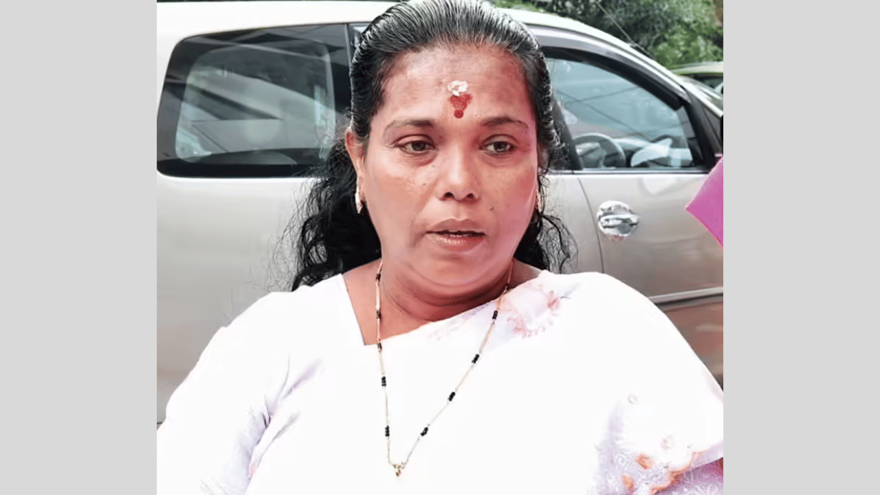 Jisha Mother Death: പെരുമ്പാവൂരിൽ കൊല്ലപ്പെട്ട ജിഷയുടെ അമ്മ അന്തരിച്ചു