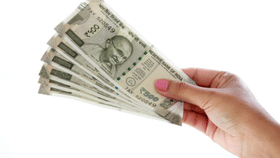 ലക്ഷങ്ങളോ, പതിനായിരങ്ങളോ; എംഎൽഎമാരുടെ ശമ്പളം എത്ര?